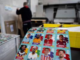Panini-Album zur Fußball-WM: Kleben und kleben lassen