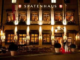 „Spatenhaus an der Oper“: Banden-Betrug in Münchner Traditionswirtshaus? Razzia bei 50 Mitarbeitern