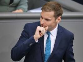 Entlastung von Versicherten: CDU-Vorstoß: Nicht alle Bürgergeldbezieher sollen gleiche Kassenleistungen bekommen