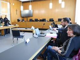 Prozess um getötete 19-Jährige: Mann gesteht Tat nach fast 42 Jahren