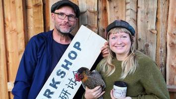 bei hamburg: paar aus st. pauli baut sich kleine garten-oase mit café und events
