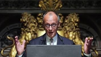 Bundeskanzler Merz reagiert in Hamburg auf Kritik: „Es geht schrittweise voran“