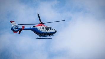 großer einsatz mit hubschrauber in der city: polizei sucht flüchtigen straftäter
