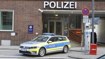 Hamburger Polizist soll Kolleginnen heimlich beim Duschen gefilmt haben