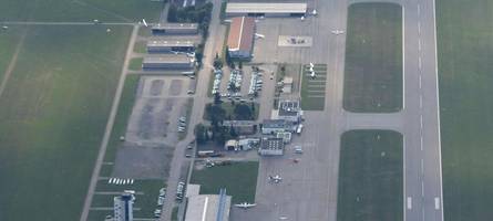 Einsatz am Flugplatz Augsburg-Mühlhausen: Probleme beim Landeanflug