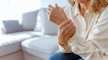 arthrose trifft jede 2. frau über 60 – mit 6 tipps senken sie ihr risiko