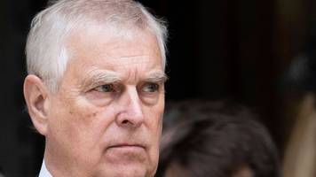 royale demütigung: könig charles straft seinen bruder andrew mit ignoranz