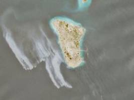 verschmutzung groß wie ammersee: rätselhafter Ölteppich umgibt iranische insel kharg 