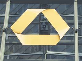 Übernahmestreit: Commerzbank baut weitere 3000 Stellen ab