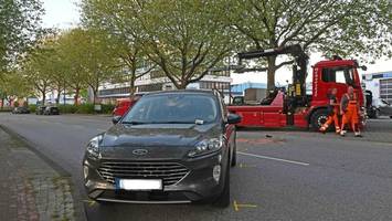 schwerer motorradunfall in harburg – wichtige verkehrsachse stundenlang gesperrt