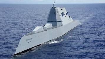 das 8 milliarden dollar teures stealth-„schlachtschiff“ der us-marine wurde mit hyperschallwaffen ausgestattet