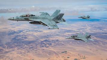 Ein 75 Million Dollar teurer Hornet-Kampfjet der NAS Lemoore war in einen Angriff auf ein Schiff im Iran verwickelt