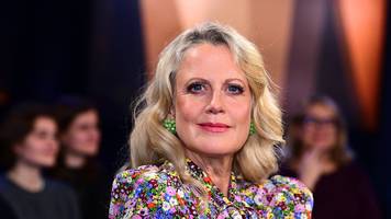 Barbara Schöneberger über Kommentare auf YouTube: „Von 800 Fragen 500 zu meinen Haaren”