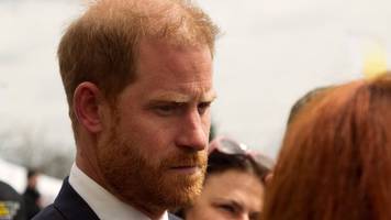 royal-insider enthüllt: prinz harry macht sich sorgen um die zukunft seiner kinder