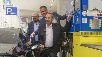 „co2-abgabe muss weg” – aiwanger kritisiert hohe spritpreise