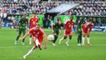 fußball-bundesliga: premiere: harry kane verschießt ersten bundesliga-elfmeter