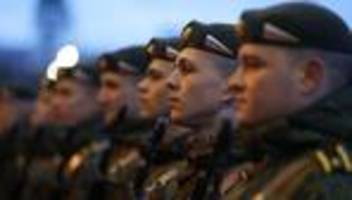 Siegesparade in Moskau: Sagenumwobene Paranoia