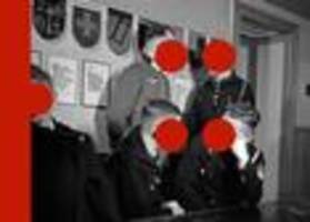 NSDAP: Besonders Beamte und Lehrer strömten in Scharen in die Partei
