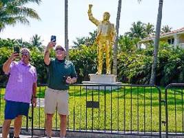 Kein Goldenes Kalb: US-Geistlicher verteidigt Segnung goldener Trump-Statue