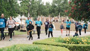 Freundschaftslauf im Potsdamer Lustgarten unterstützt Mukoviszidose-Betroffene