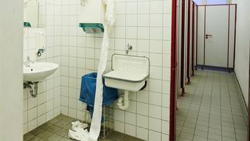 Dreckige Schultoiletten: „Es liegt auch an der Erziehung durch die Eltern“