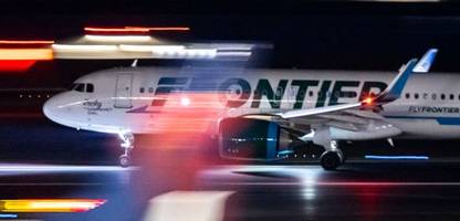 Denver: Flugzeug bricht Start nach Kollision mit Person ab