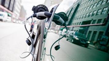 Die neue Förderung für E-Autos startet: So kann die Prämie beantragt werden