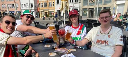 „Trainer Manuel Baum muss bleiben“: FCA-Fans stimmen sich auf den Fanmarsch ins Stadion ein