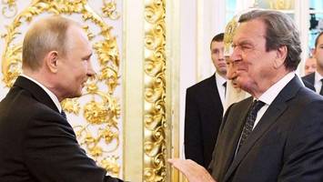 Putin bringt Altkanzler Schröder als Vermittler ins Gespräch
