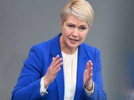 Bundespolitik: Söder und Schwesig raten von Entlastungsprämie ab
