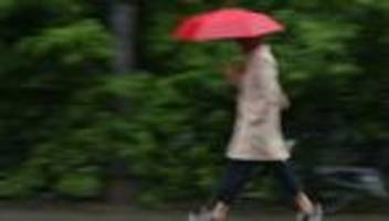 wetter: regnerischer wochenstart in bayern