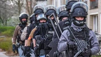 17-Jähriger soll Sprengstoff-Anschlag in Hamburg geplant haben – Haftbefehl