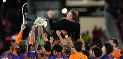 FC Barcelona: Hans Flicks emotionale Titelfeier