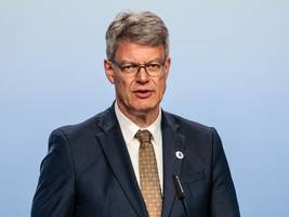 kritik an verkehrsminister: „niemand versteht das“