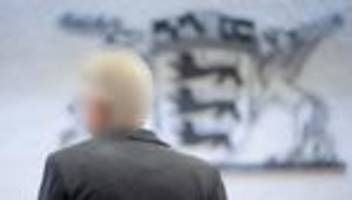 «Öffentliche Hinrichtung»: Inspekteur-Prozess: Anwälte beantragen Verfahrenseinstellung