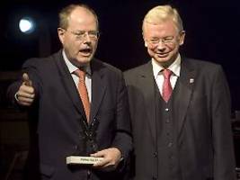 Zustimmung für Spahns Sparidee: Steinbrück und Koch würden Subventionen mit Rasenmäher-Methode kürzen