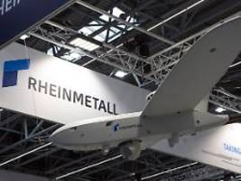 100 Kilometer Reichweite: Rheinmetall expandiert Produktion von Kamikaze-Drohnen