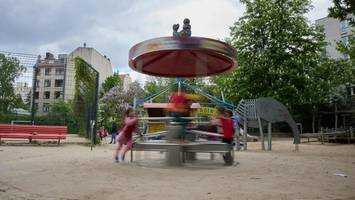 Kita-Gruppe birgt Schatz auf Spielplatz – Wer sich nun darüber freuen kann