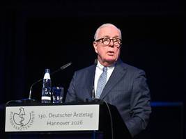 Krankenkassen: Ärztepräsident tadelt Gesundheitsreform als „reines Sparpaket“