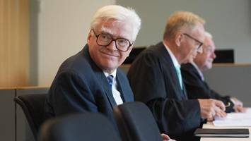 Corona-Impfaktion mit nicht zugelassenem Vakzin war legal – Stöcker freigesprochen