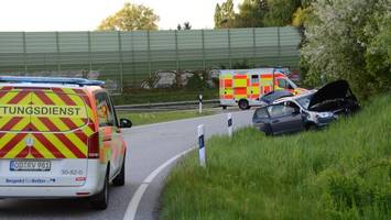 erdwall stoppt irrfahrt in a1-anschlussstelle ahrensburg