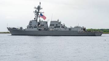 9700 Tonnen schweres Schlachtschiff mit fortschrittlichen Kampfsystemen und Radar sticht vor der Indienststellung in See