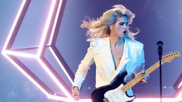 Wavvyboi verkündet die Punkte der deutschen Jury beim ESC