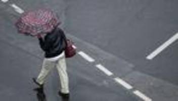 Schauer und Gewitter: Regen, Wind und Graupel – ungemütliche Tage in Hessen