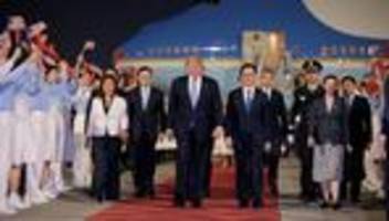us-beziehungen zu china : us-präsident donald trump zu besuch in china gelandet