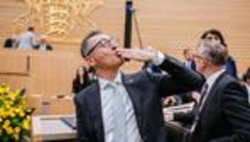 baden-württemberg: cem Özdemir im ersten wahlgang zum ministerpräsidenten gewählt