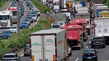 „sehr starker reiseverkehr“ zum himmelfahrtswochenende: hier drohen staus