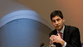 Trumps Wunschkandidat wird neuer Fed-Chef: Wer ist Kevin Warsh?