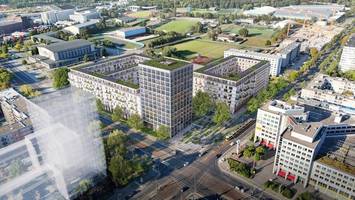 DDR-Ruine Sporthotel Hohenschönhausen weicht neuen Wohnungen in Berlin