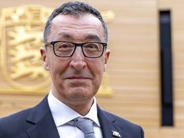 baden-württemberg: Özdemir zum ministerpräsidenten gewählt